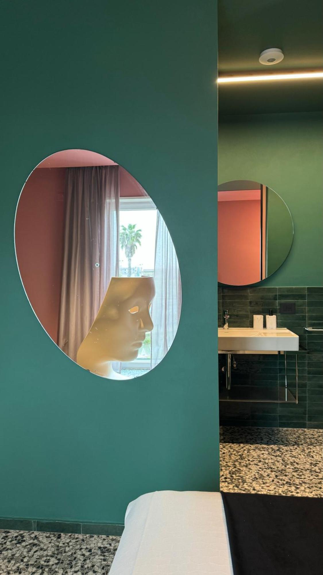 Nola Boutique Hotel Nbh Ngoại thất bức ảnh