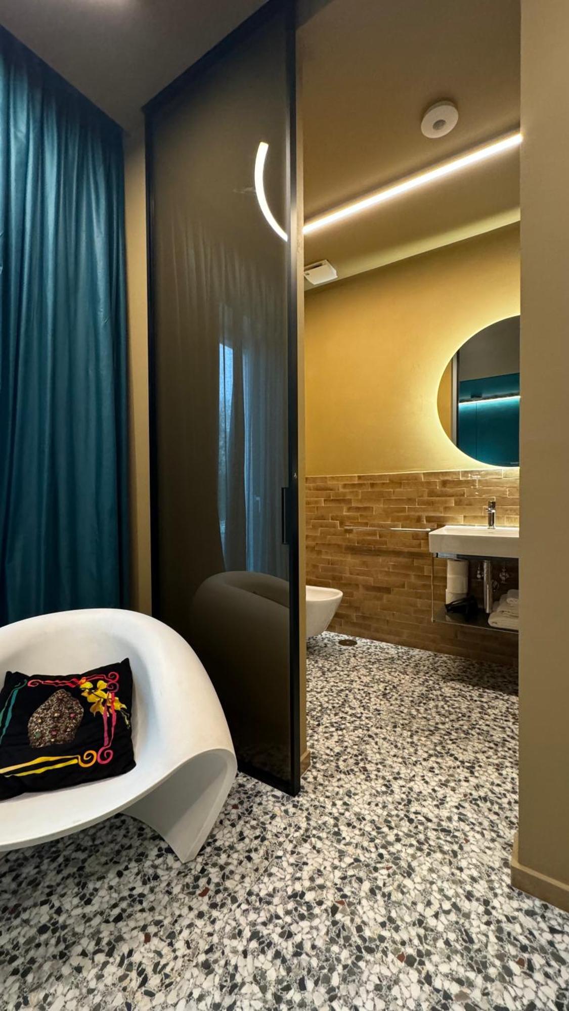 Nola Boutique Hotel Nbh Ngoại thất bức ảnh